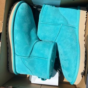 Womens UGG boots
